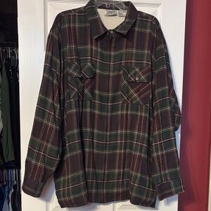 Gunnison Men's Plaid Shirt Jacket in Green and Burgundy zips up size xl